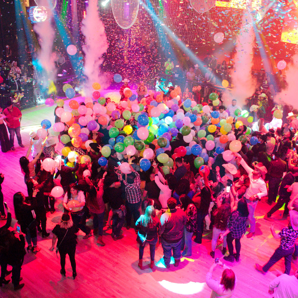 El nightclub más grande de Houston: Escapade 2001